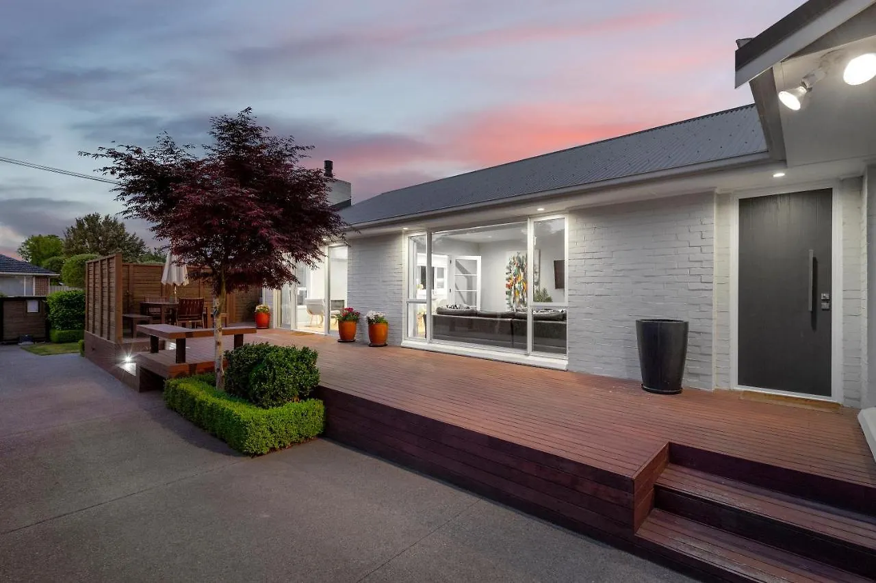 Casa vacanze Family-Friendly, Home & Garden, 4Br, By Airport, Free Parking Christchurch Nuova Zelanda
